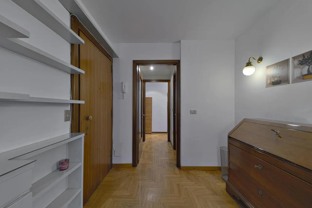 Appartamento San Vincenzo - Milano Apartment