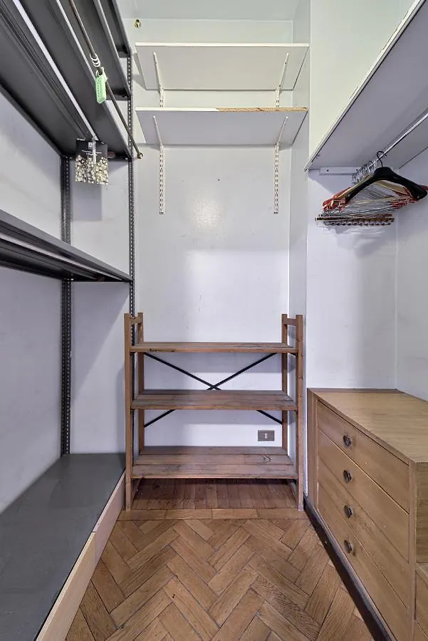 Appartamento San Vincenzo - Milano 0*, Milan Italy