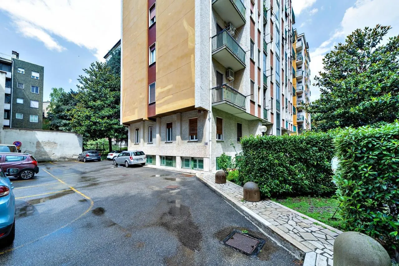 Appartamento San Vincenzo - Milano Apartment Milan