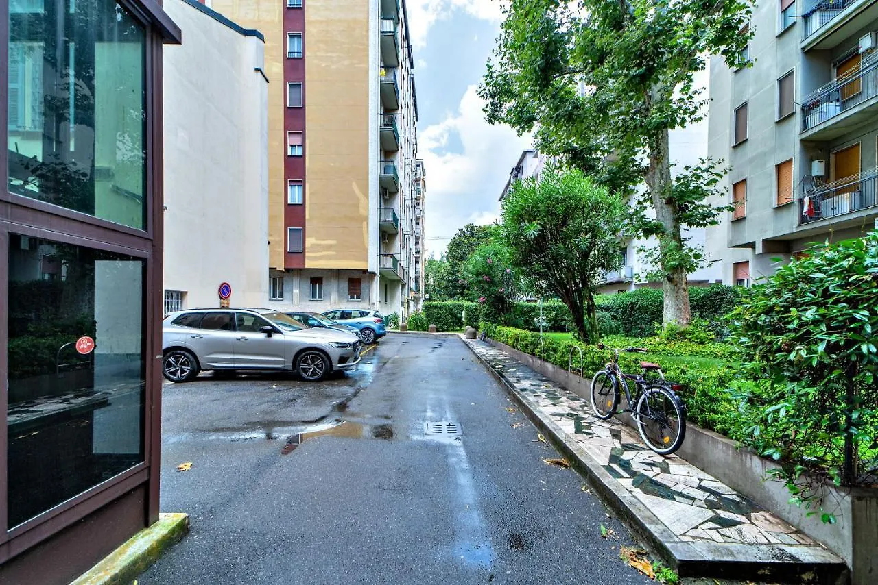Appartamento San Vincenzo - Milano Milan